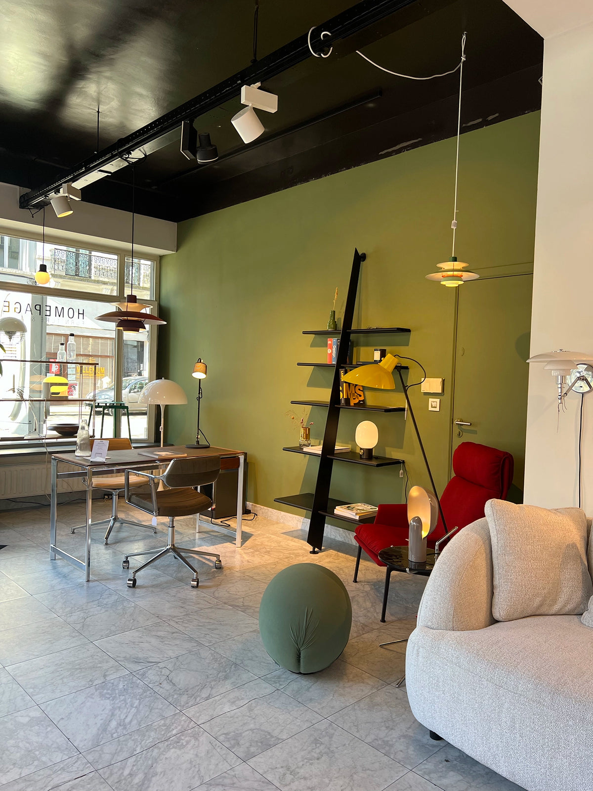 Gallery image